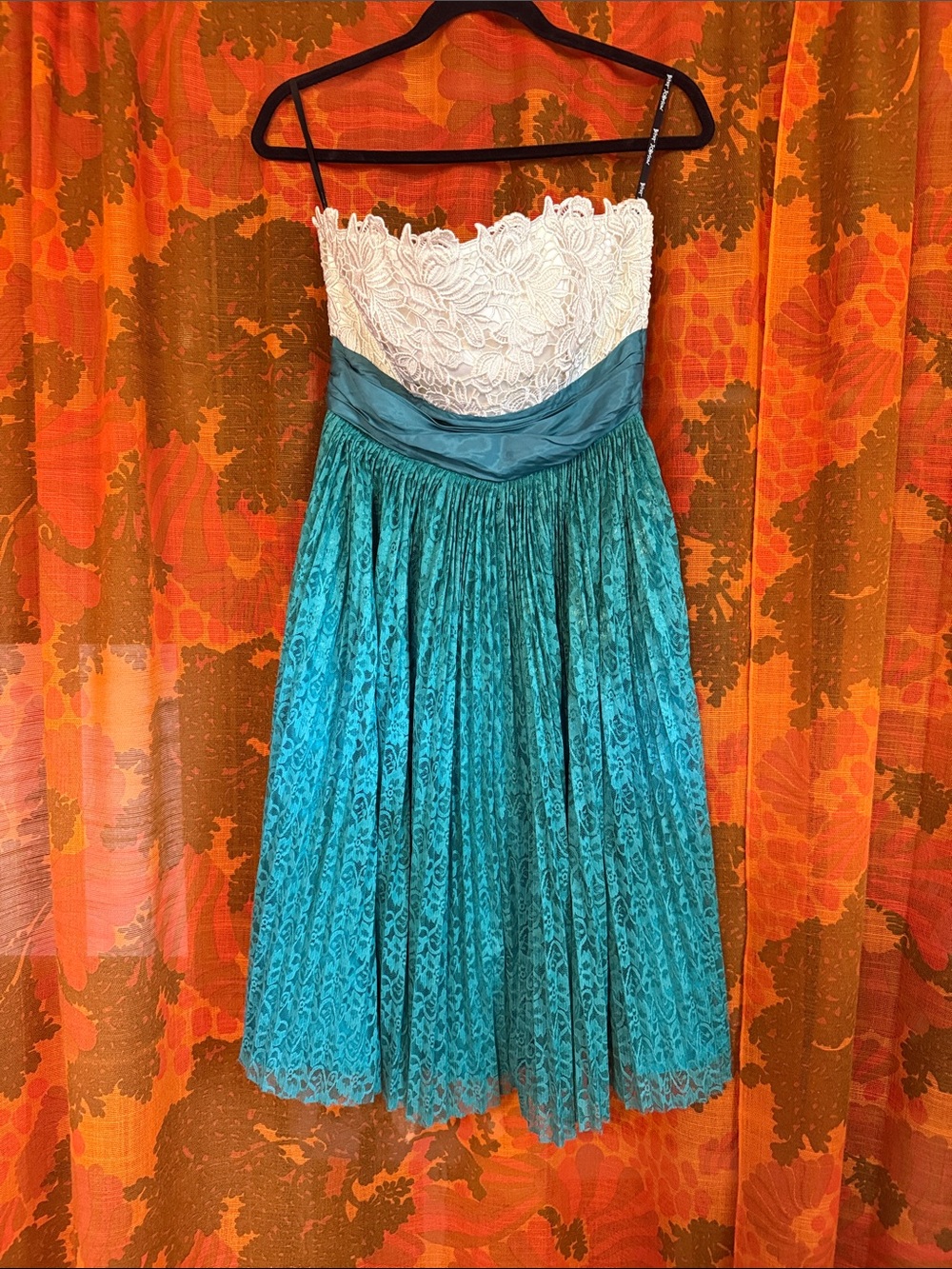 Vintage Y2K Betsey Johnson Strapless White Lace Bodice Teal Lace Skirt Dress